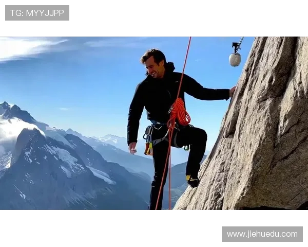 重庆攀岩队在极限运动嘉年华中以71分稳居积分榜首位